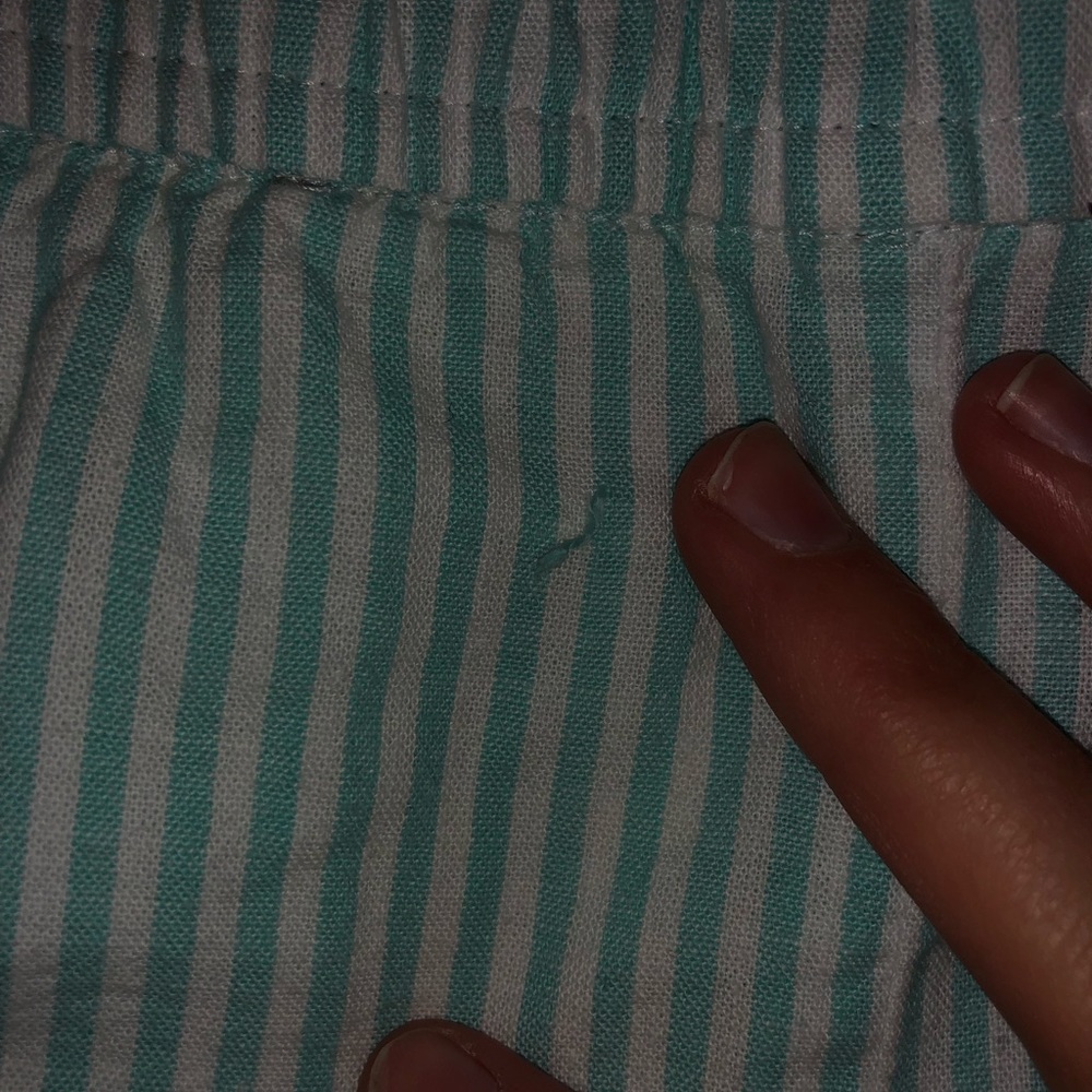 Seersucker Vineyard Vines Shorts - Picture 2 of 6